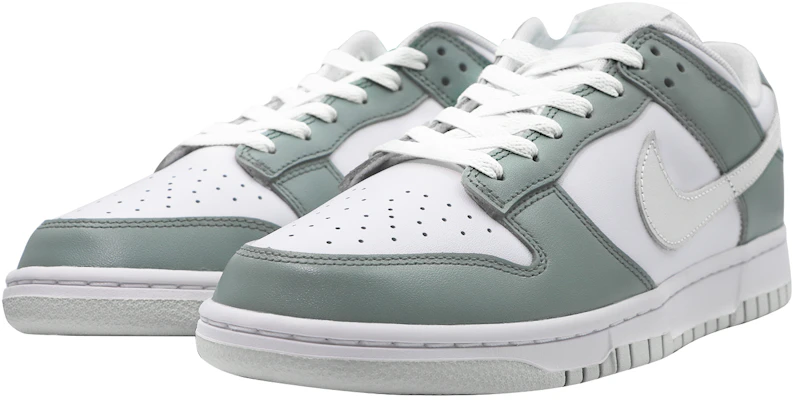 Nike Dunk Low 'Kelabu Neutral Hujan Gunung' DH9765-102-453291 Lookbook Nike Dunk Low 'Kelabu Neutral Hujan Gunung' DH9765-102-453291