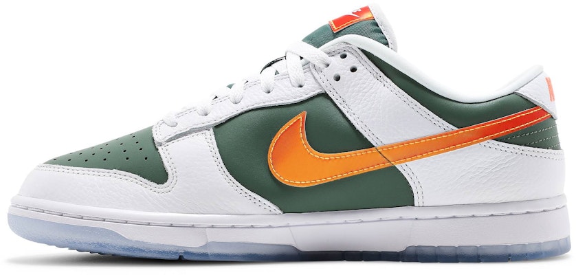 Nike Dunk Low 'NY vs NY' - Kasut Nike Rendah 'NY lawan NY' DN2489-300 Lookbook Nike Dunk Low 'NY vs NY' - Kasut Nike Rendah 'NY lawan NY' DN2489-300