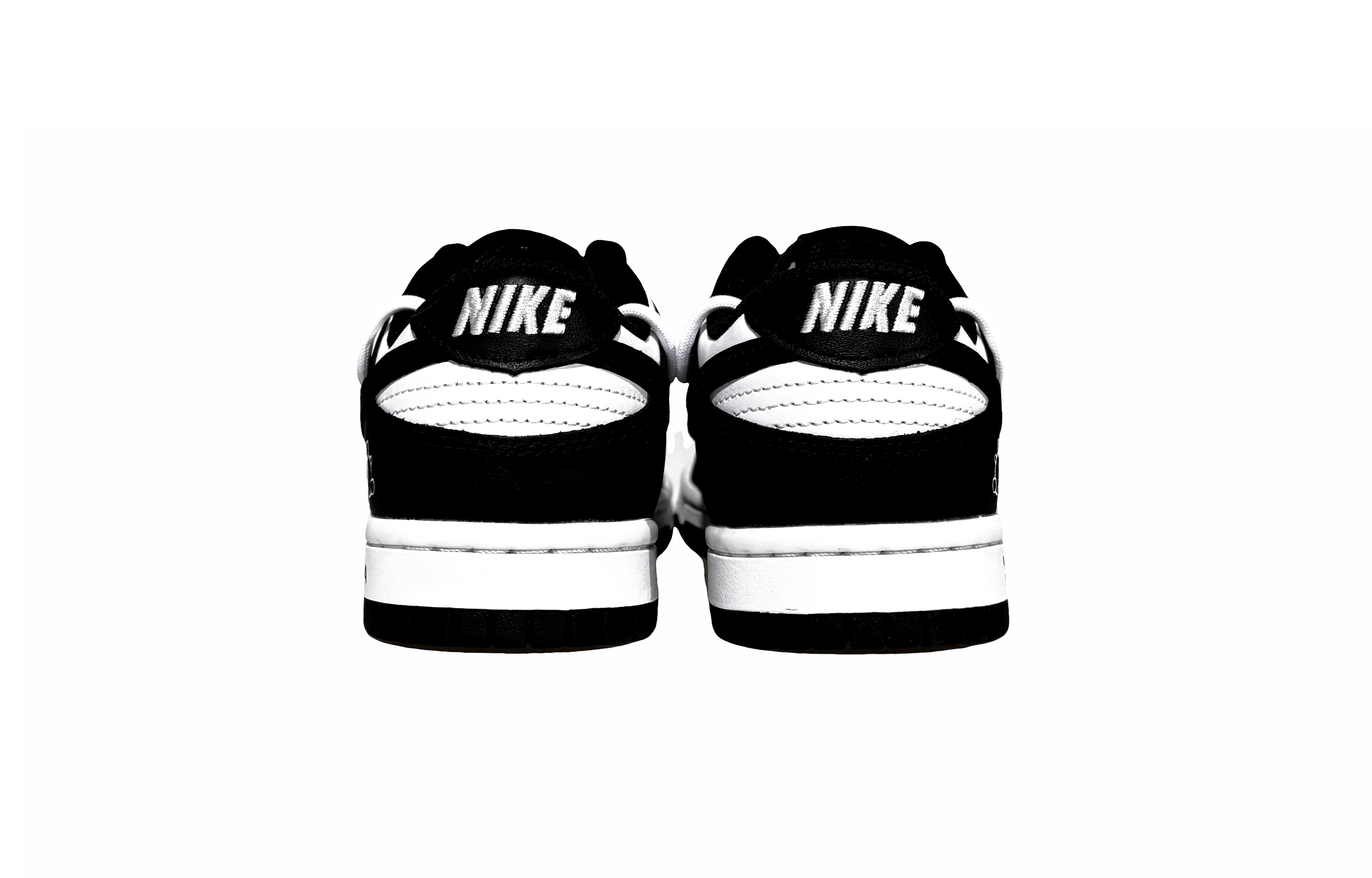 Shop Nike Dunk Low 'Panda Deconstructed Shoelace Graffiti' Sepatu DD1391-100-486456