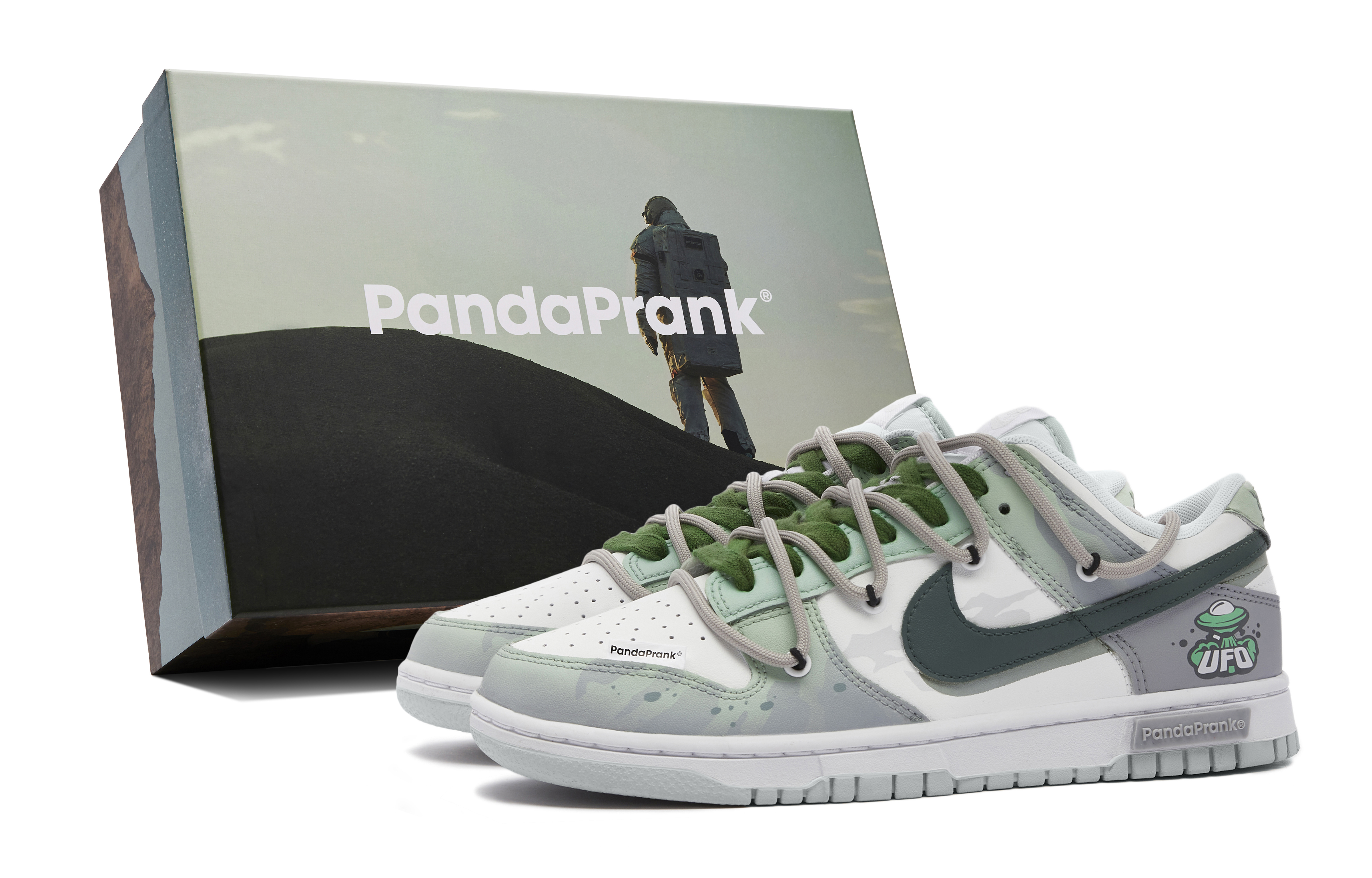 nike dunk low mischief