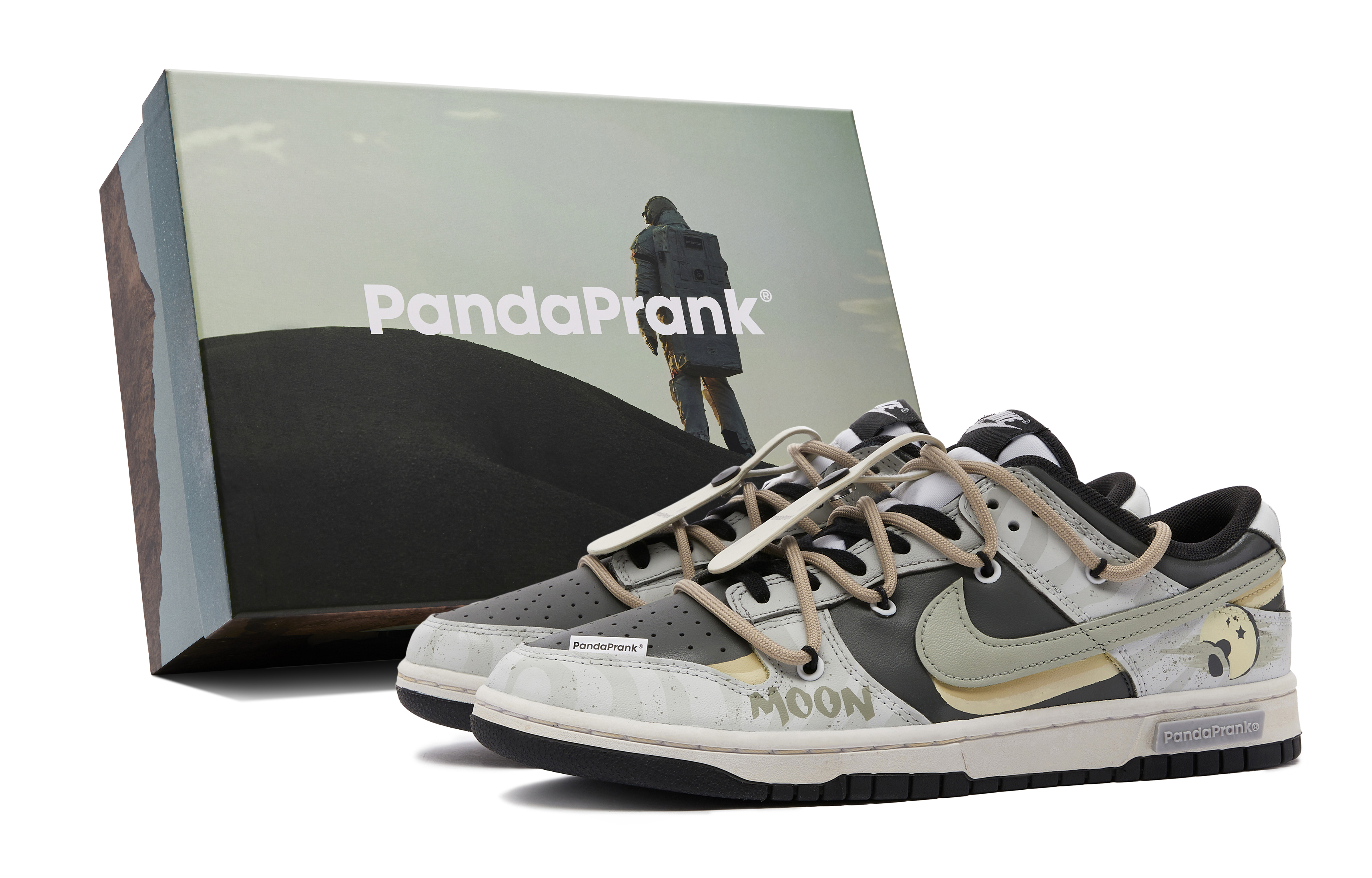 Buy ナイキダンクロー「パンダいたずら-宇宙探検-月面着陸」CW1590-100-481166 CW1590-100-481166