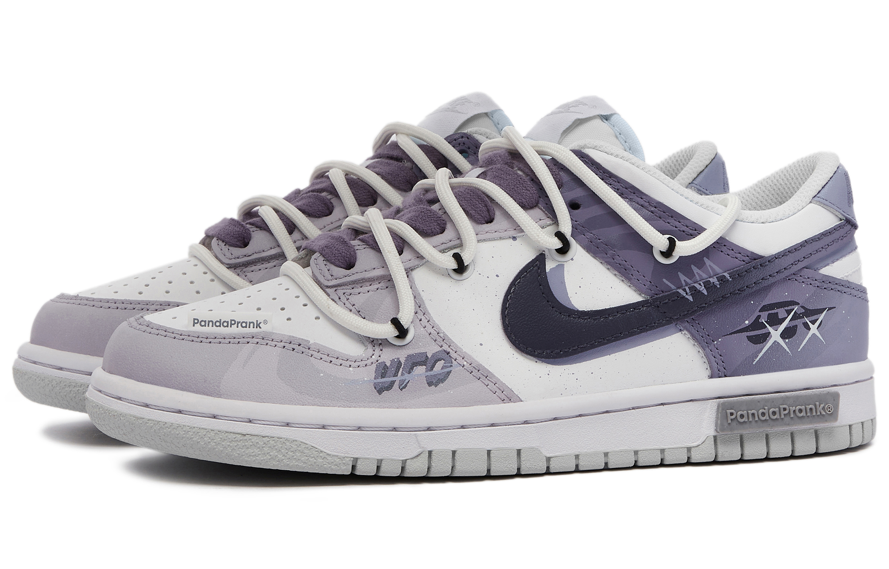 Shop 耐克Dunk Low '熊猫恶作剧' DV0831-101-481171