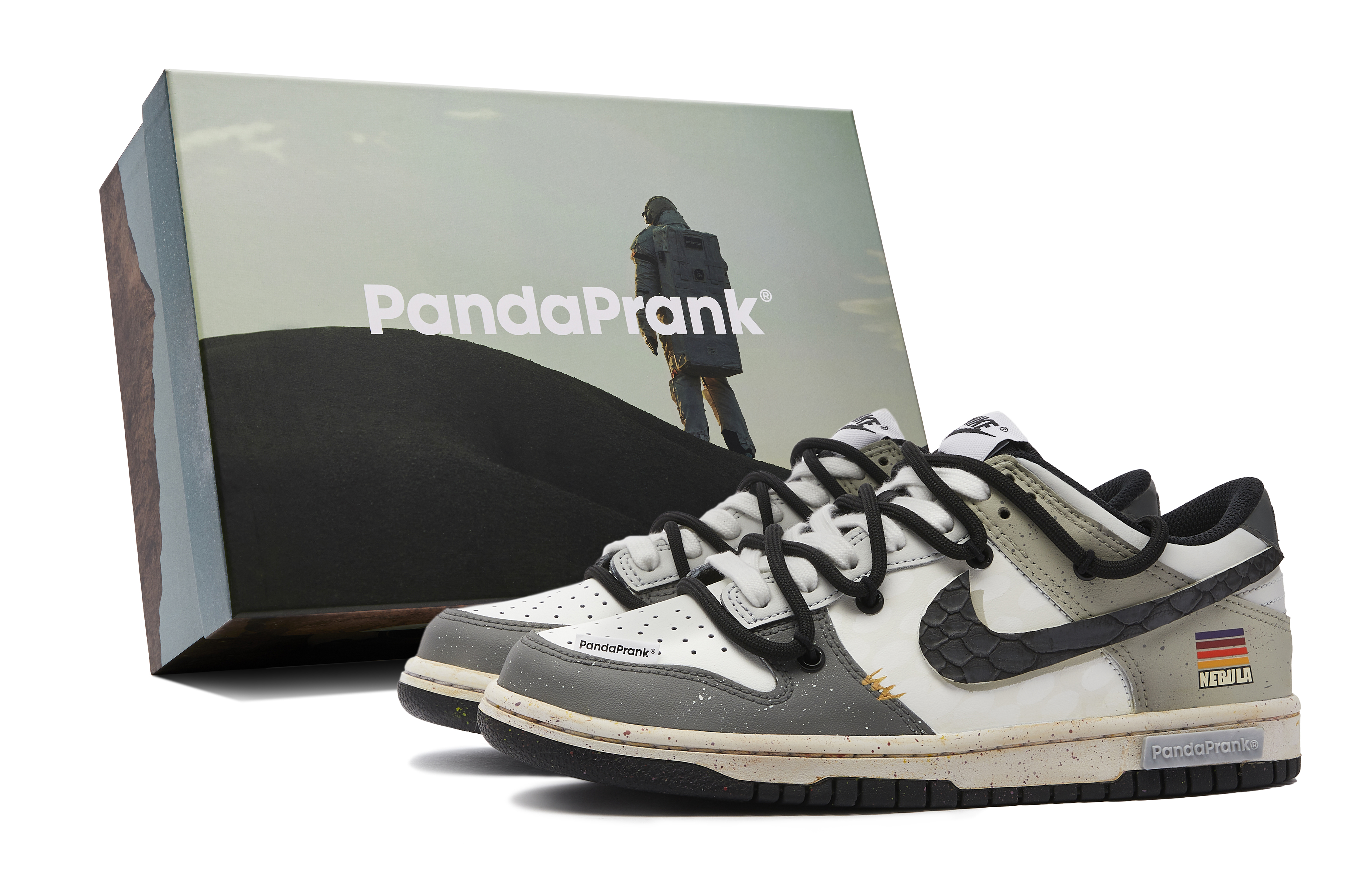 Buy 【定制球鞋】Nike Dunk Low 熊貓惡作劇 宇宙探索 星雲 潮流復古 解構 低幫 板鞋 GS 白灰