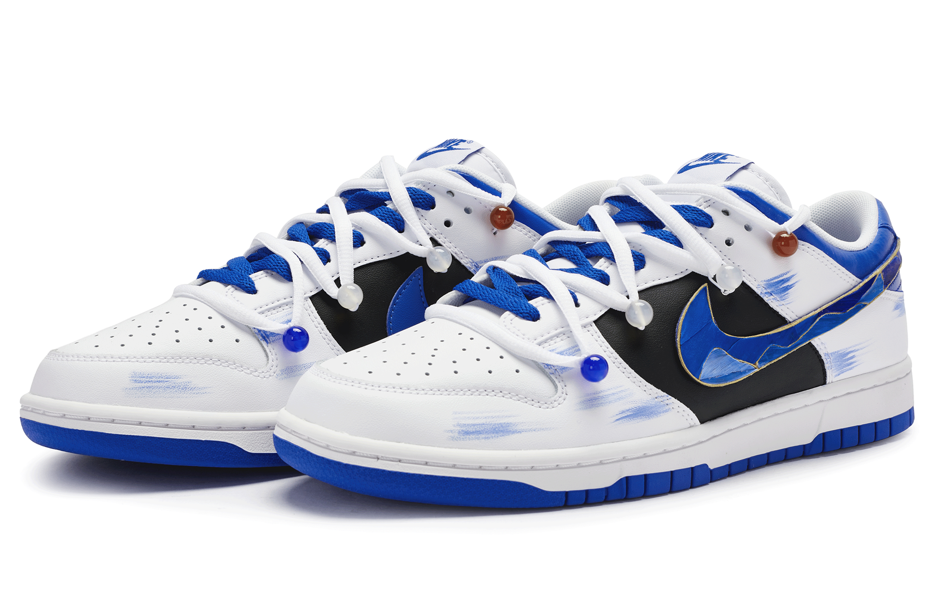 Lookbook Nike Dunk Low 'Biru Merak-Titik Putih' DV0831-104-484891