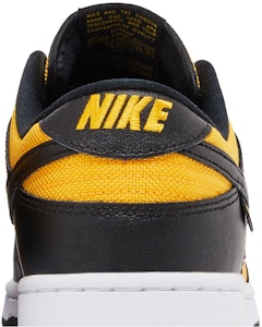 Nike Dunk Low 'Goldenrod Invertido' FZ4618-001 Sizing Nike Dunk Low 'Goldenrod Invertido' FZ4618-001