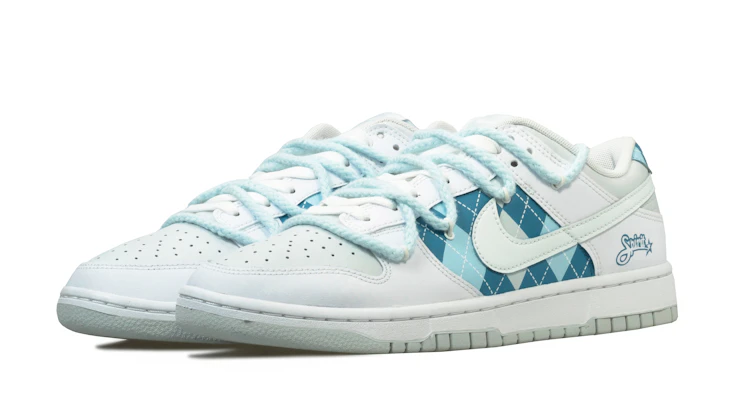 【定製球鞋】 Nike Dunk Low 海派甜心 學院風 清爽百搭 個性時尚 小眾潮流 低幫 板鞋 GS 藍白 Lookbook 【定製球鞋】 Nike Dunk Low 海派甜心 學院風 清爽百搭 個性時尚 小眾潮流 低幫 板鞋 GS 藍白