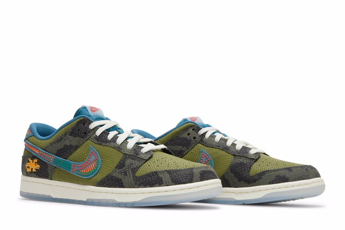 Nike Dunk Low 'SiEMPRE Familia'