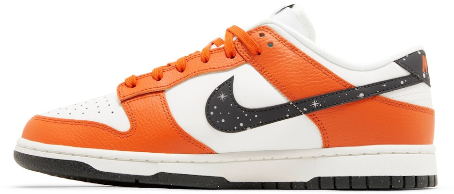 Nike Dunk Low 'Starry Swoosh' - Nike Dunk Low 'Bintang Swoosh' FV6909-800 Lookbook Nike Dunk Low 'Starry Swoosh' - Nike Dunk Low 'Bintang Swoosh' FV6909-800