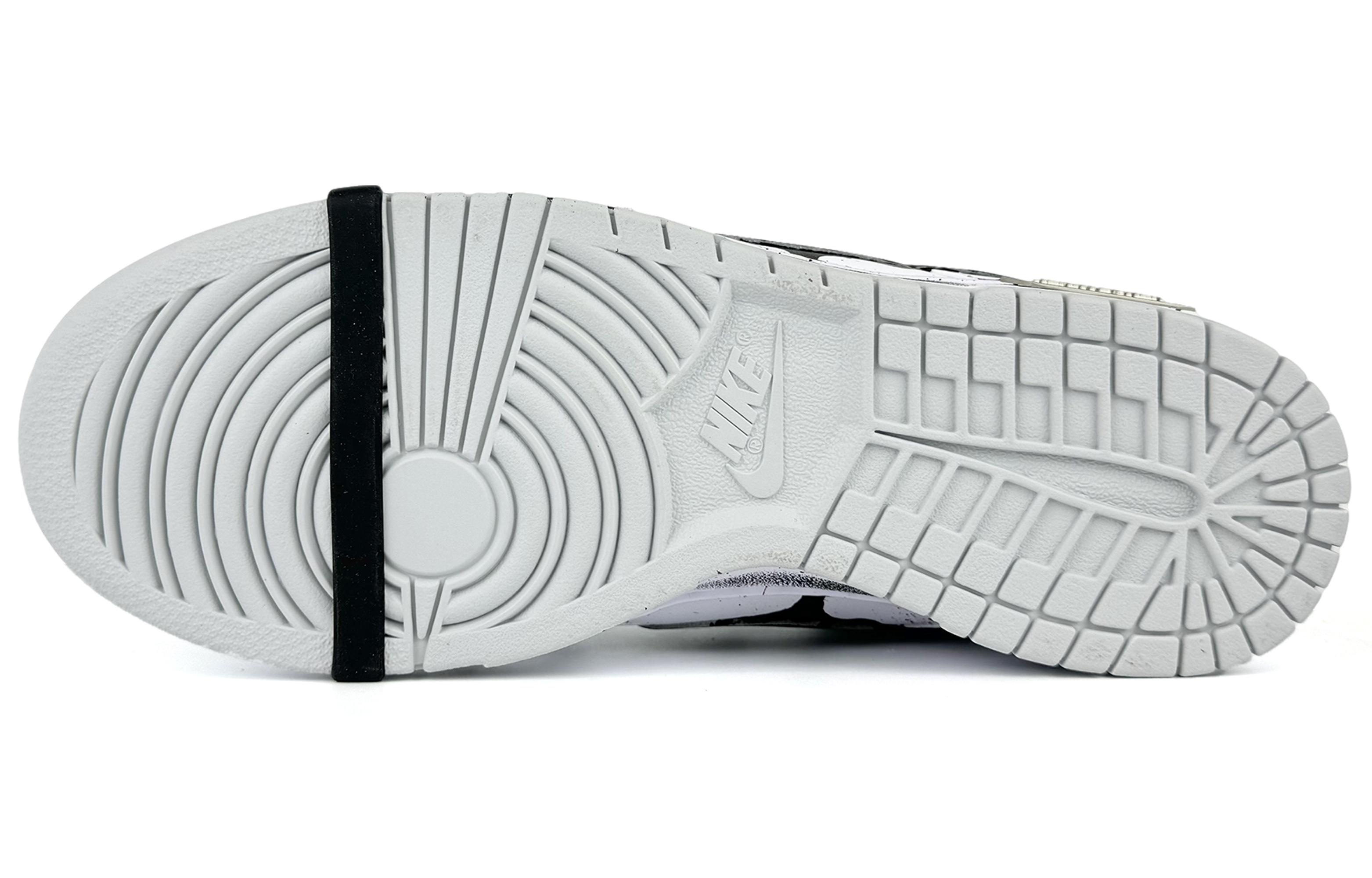 Purchase Nike Dunk Low 'Sui Xin Halloween Tengkorak Putih Dekonstruksi' DV0831-101-485057