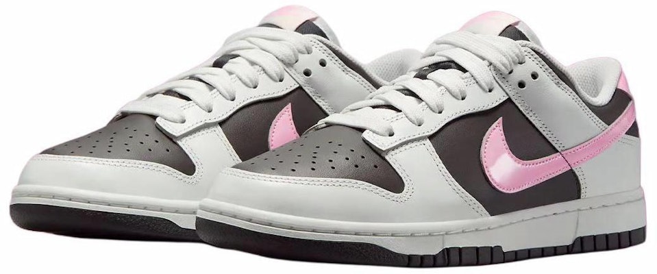 (W) Nike Dunk Low 'Summit White Pink Foam' Putih Muda Busa Pink IB8510-100 Lookbook (W) Nike Dunk Low 'Summit White Pink Foam' Putih Muda Busa Pink IB8510-100