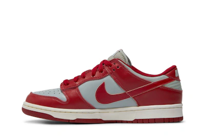 Nike Dunk Low 'Ultraman'