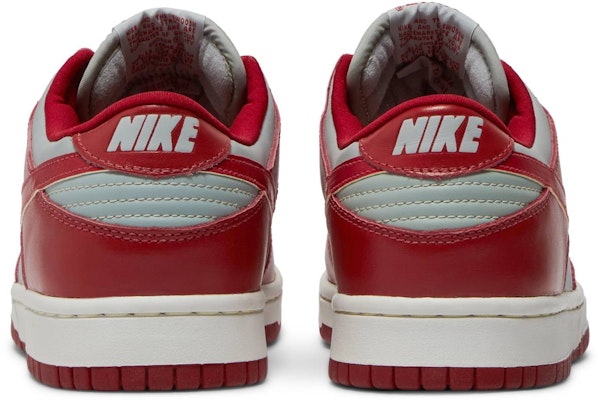 ナイキ ダンク LOW ウルトラマン 630358-061 Details for ナイキ ダンク LOW ウルトラマン 630358-061