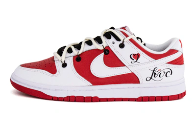 Nike Dunk Low 'University Red Love Note'