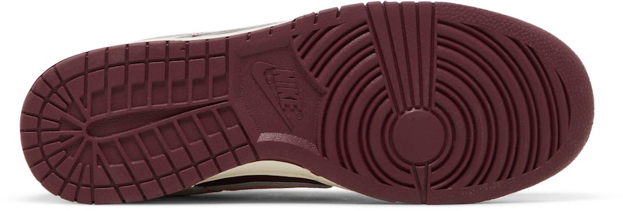 Nike Dunk Low 'Hari Valentine' (2023) DR9705-100 Shop Nike Dunk Low 'Hari Valentine' (2023) DR9705-100