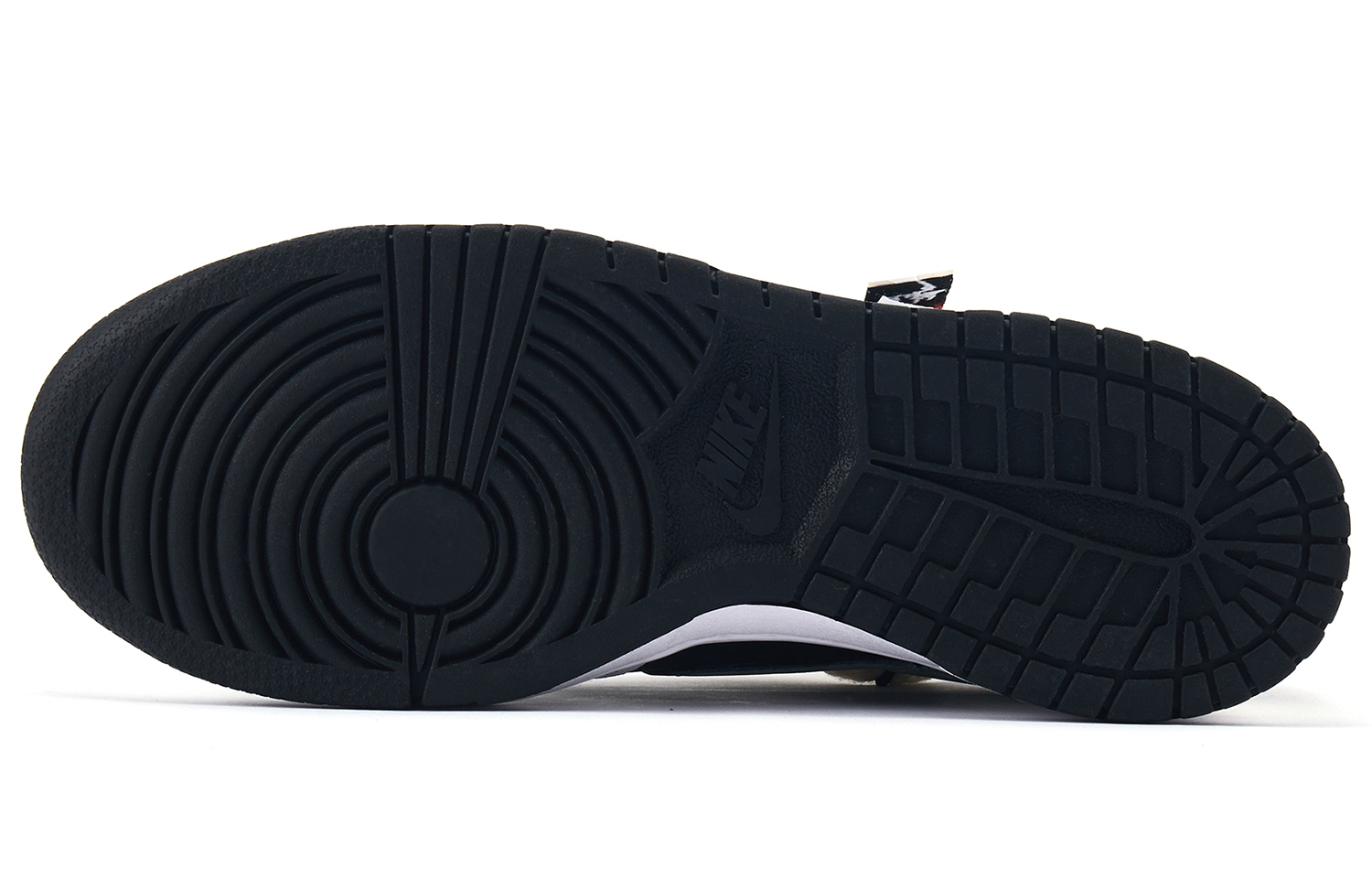 Purchase 나이키 덩크 로우 '장자호접몽 판다' (Nike 덩크 로우 '장자의 꿈 판다' is shorter if needed) CW1590-100-457686