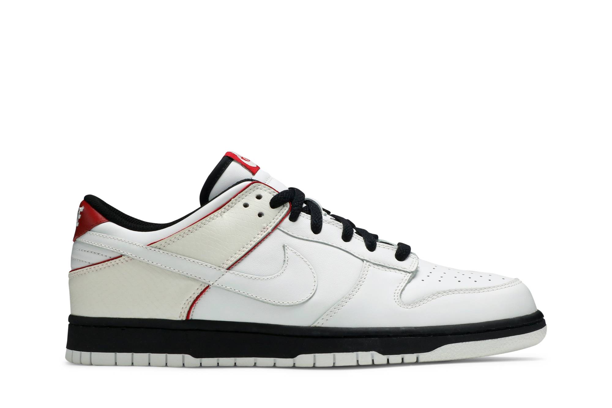 Beli Nike Dunk Low CL 'Jordan Pack' 304714-117 Novelship