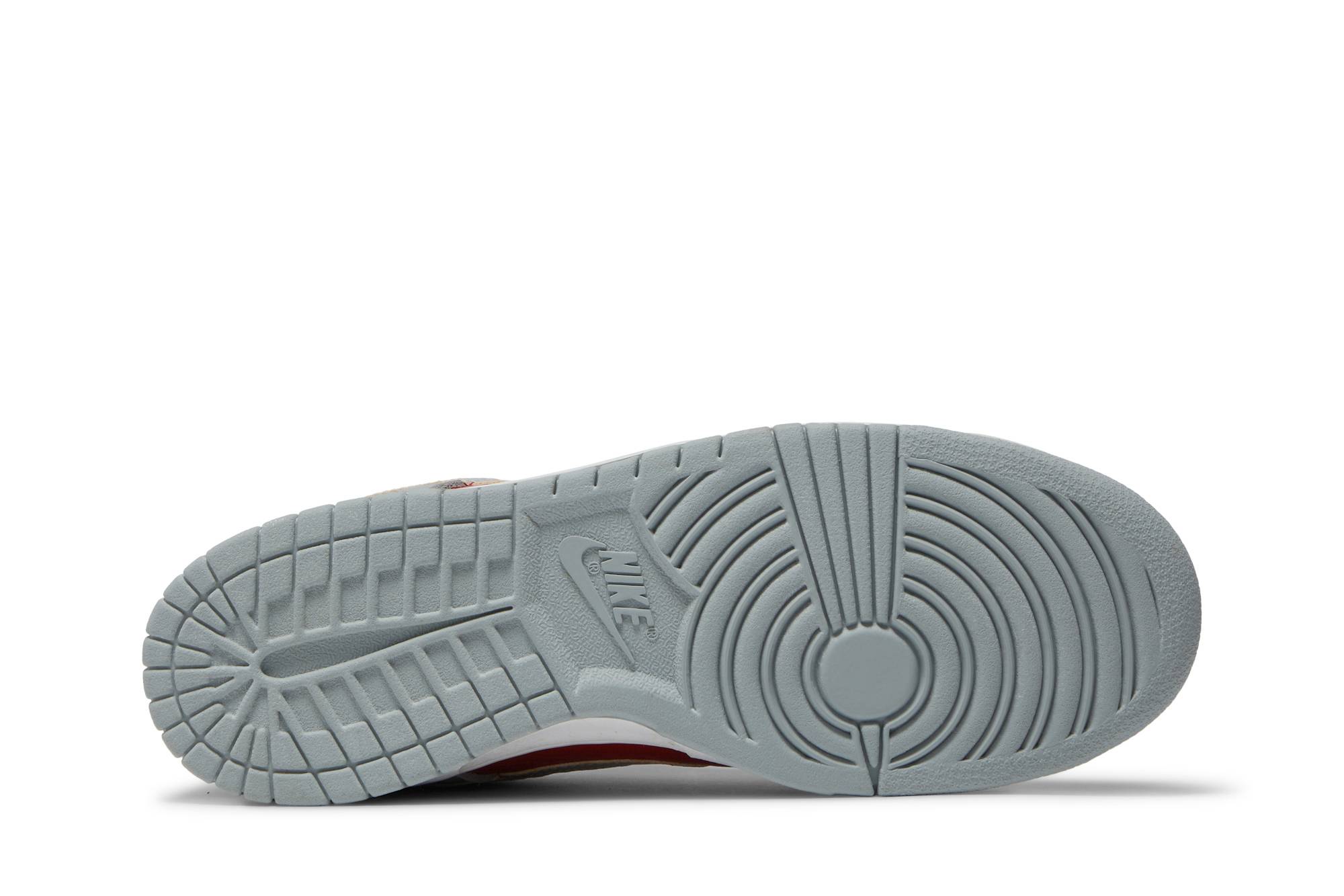 Shop Nike Dunk Low CO.JP 'Ultraman' Pria/Wanita Sneakers 630358-601