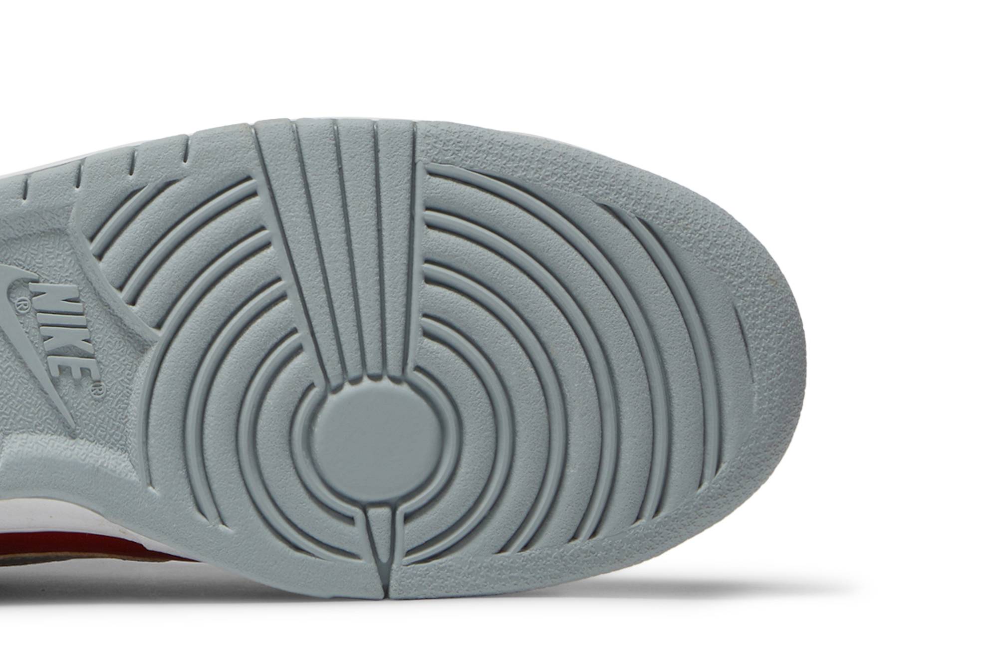 Purchase Nike Dunk Low CO.JP 'Ultraman' Pria/Wanita Sneakers 630358-601