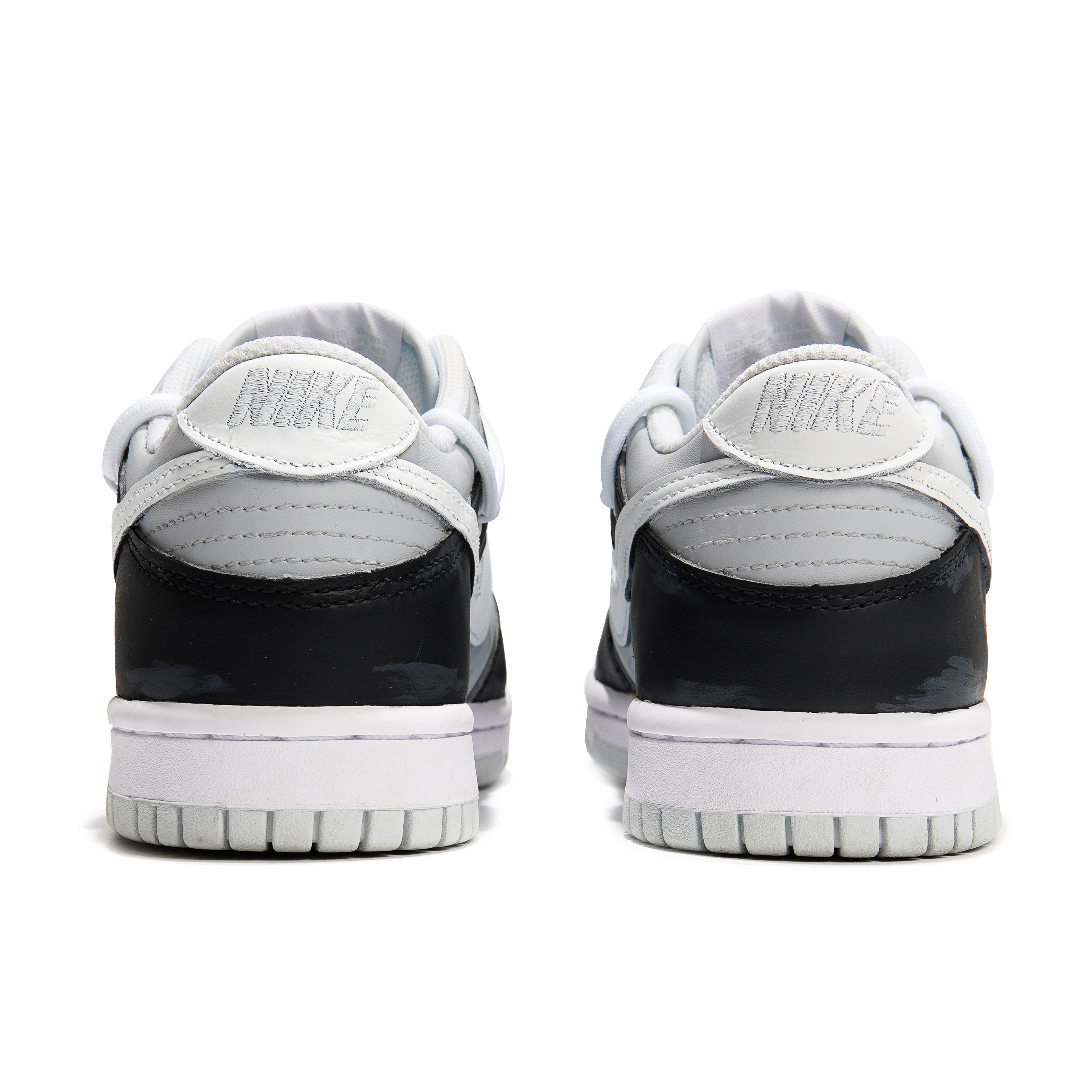 Details for 나이키 덩크 로우 커스텀 '할로윈 그래피티 본즈' (shortened: 나이키 덩크 할로윈 본즈) DH9765-102-485045