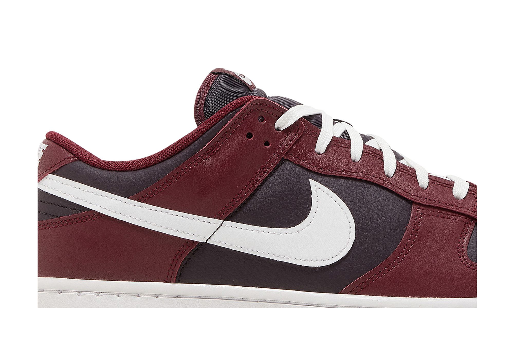 Lookbook Nike Dunk Low Dark Beetroot DJ6188-600