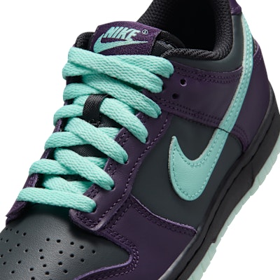 (Youth) Nike Dunk Low Dark Smoke Gray/Grand Purple/Black/Artisan Teal FB9109-013 Sizing (Youth) Nike Dunk Low Dark Smoke Gray/Grand Purple/Black/Artisan Teal FB9109-013