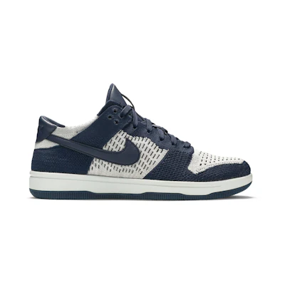 Nike Dunk Low Flyknit 'College Navy Platinum'