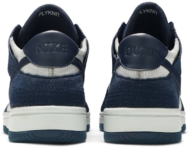 Nike Dunk Low Flyknit 'College Navy Platinum' sepatu pria wanita navy abu-abu 917746-400 Details for Nike Dunk Low Flyknit 'College Navy Platinum' sepatu pria wanita navy abu-abu 917746-400