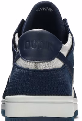 Nike Dunk Low Flyknit 'College Navy Platinum' 917746-400 Sizing Nike Dunk Low Flyknit 'College Navy Platinum' 917746-400
