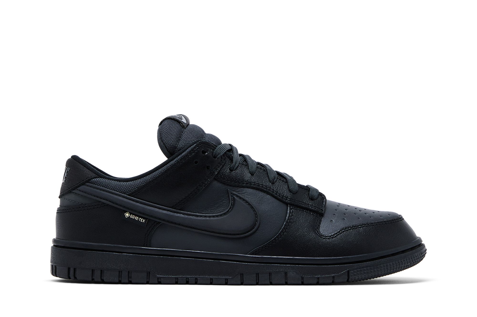 Nike Dunk Low GORE-TEX 'Triple Black' HQ2053-001