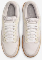 耐克Dunk低帮运动鞋 HV4301-030 Shop 耐克Dunk低帮运动鞋 HV4301-030