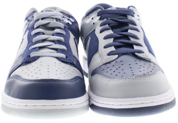 Nike Dunk Low JP QS 'Tidak Sepadan' AA4414-401 Shop Nike Dunk Low JP QS 'Tidak Sepadan' AA4414-401