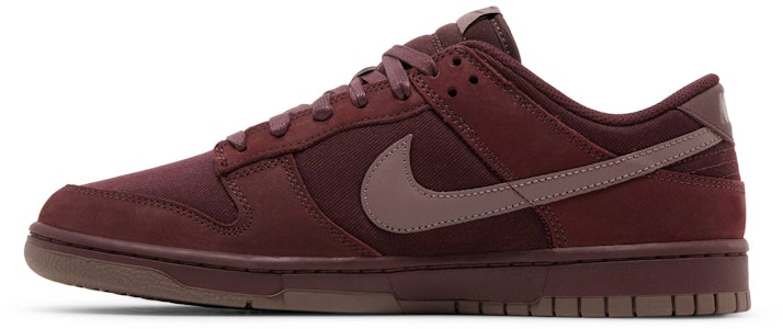 나이키 덩크 로우 프리미엄 '버건디 크러쉬' FB8895-600 Lookbook 나이키 덩크 로우 프리미엄 '버건디 크러쉬' FB8895-600