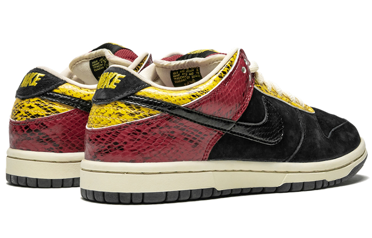 Lookbook Nike Dunk Low Premium SB 'Ular Koral' 313170-701