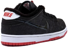 Nike Dunk SB Low Larry Perkins (No Chirp) 低幫 板鞋 男款 黑色 Shop Nike Dunk SB Low Larry Perkins (No Chirp) 低幫 板鞋 男款 黑色