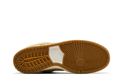 Nike Dunk Low Pro SB 'Saturn Gold'