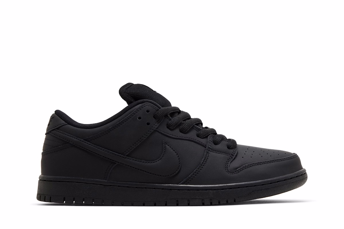 Nike Dunk Low Pro SB 'Triple Black'