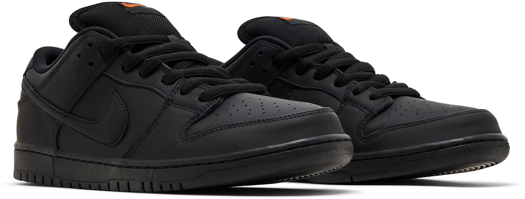 Nike Dunk Low Pro SB 'Triple Black' - Todo Negro FJ1674-001 1