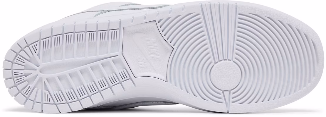 Nike Dunk Low Pro SB 'Triple White' FJ1674-100 Shop Nike Dunk Low Pro SB 'Triple White' FJ1674-100