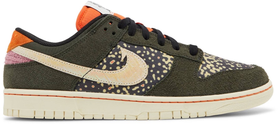 Nike Dunk Low Rainbow Troutカラー