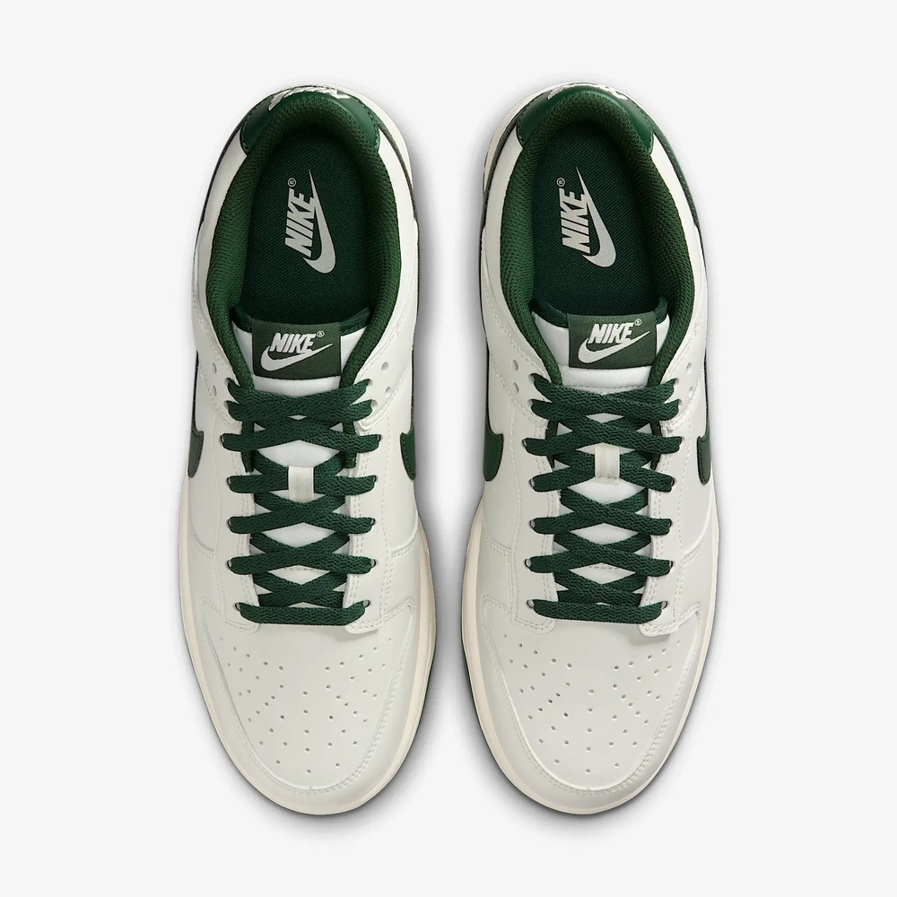 Shop NIKE DUNK LOW RETRO 經典休閒鞋 HF5441115