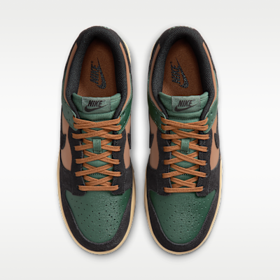 Shop Nike Dunk Low 復刻版 毛絨/淺英棕/芝麻色/黑色 IM4414-300