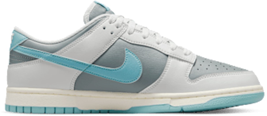 Nike Dunk Low Retro HF5441-001 Lookbook Nike Dunk Low Retro HF5441-001