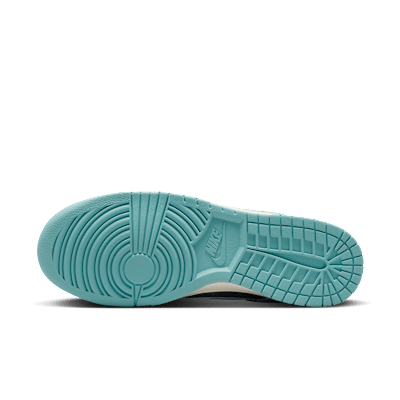 Shop ナイキ ダンク ロー レトロ HF5441-001