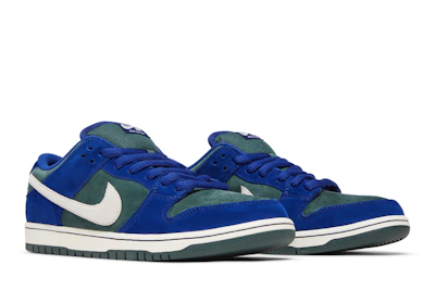 Nike Dunk Low SB 'Deep Royal Vintage Green'