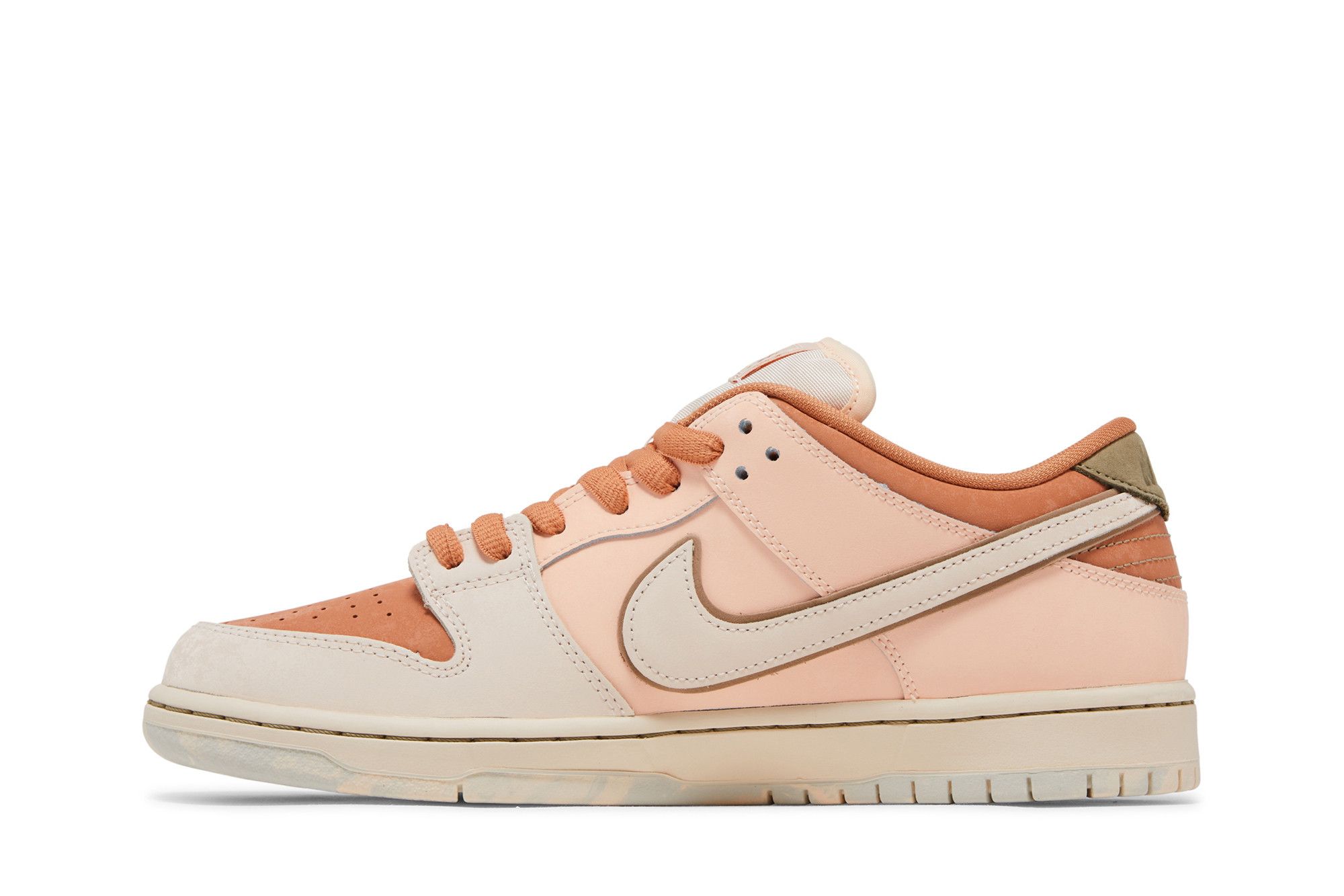 Shop Nike Dunk Low SB 'Trocadéro Gardens' Pria/Wanita Sneakers Terbaru FV5926-200