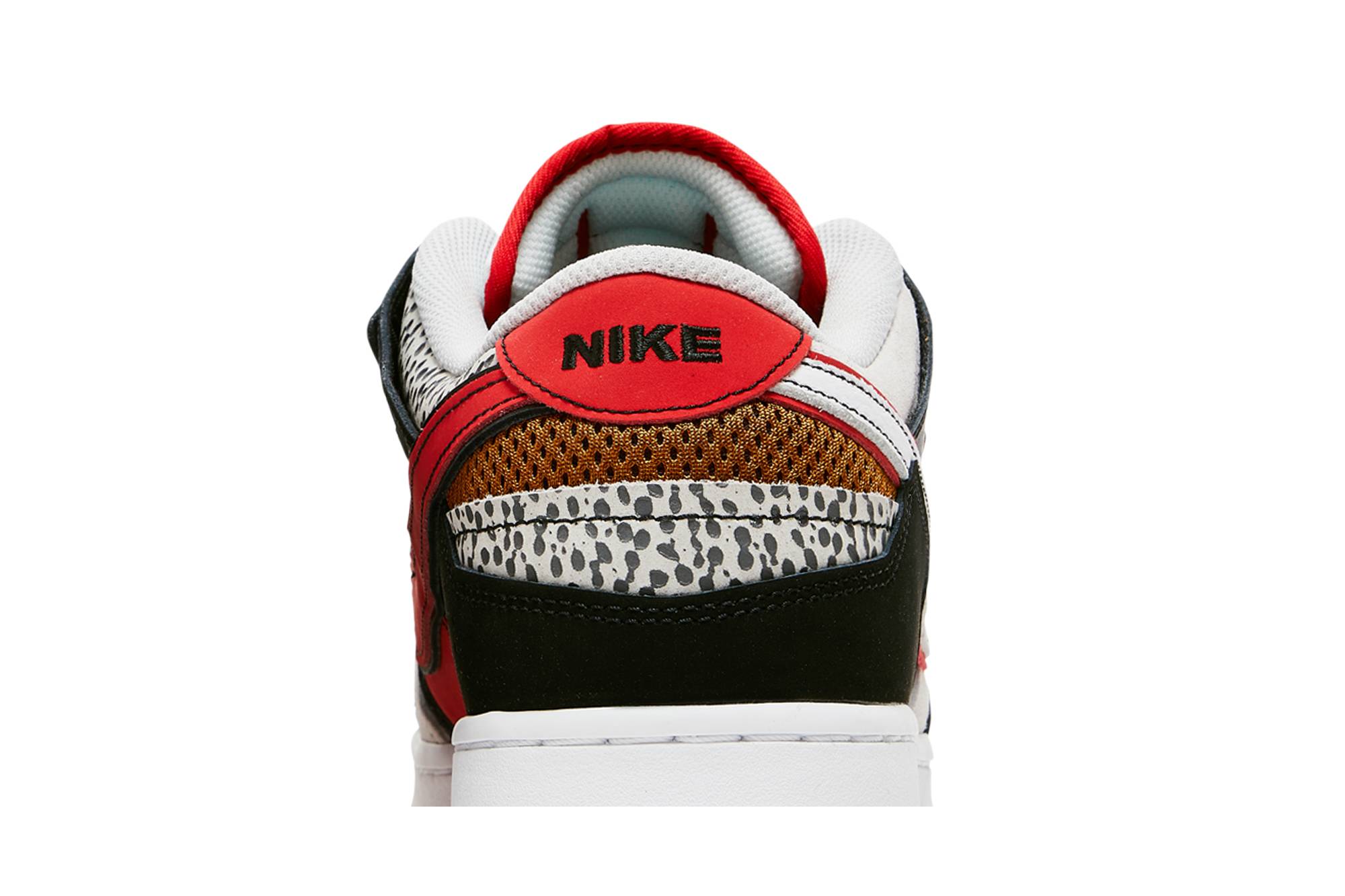 Sizing Nike Dunk Low Scrap Premium 'University Red' - Merah Universiti DN1775-001