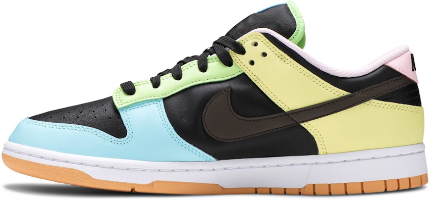 Nike Dunk Low SE 'Free.99 - Hitam' DH0952-001 Lookbook Nike Dunk Low SE 'Free.99 - Hitam' DH0952-001