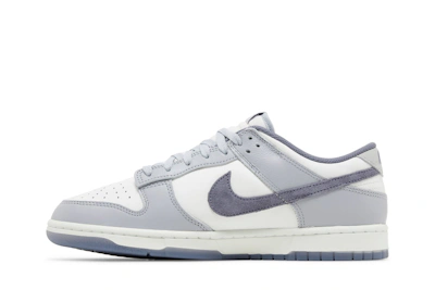 Nike Dunk Low SE 'Light Carbon' FJ4188-100