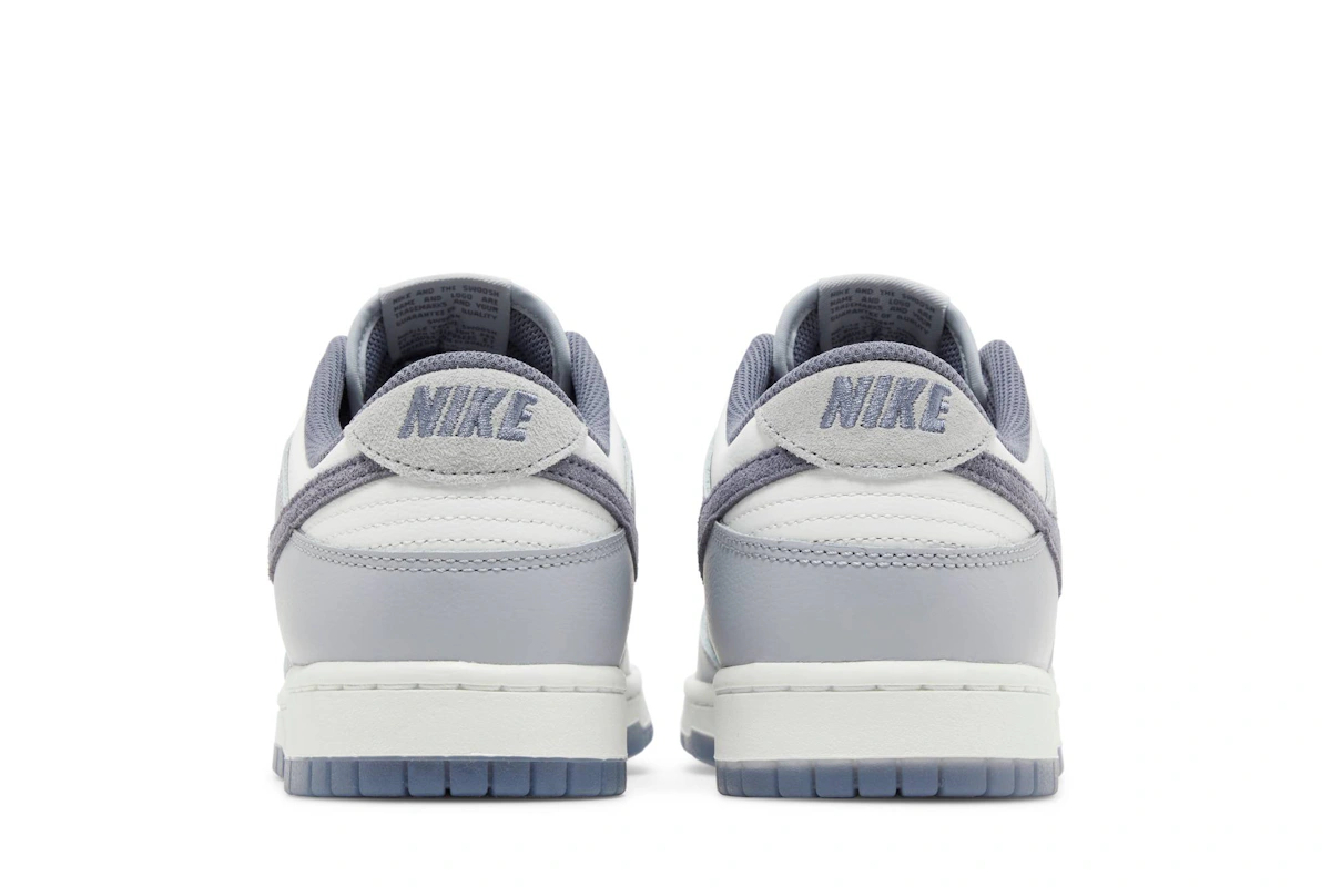 Nike Dunk Low SE 'Light Carbon' FJ4188-100