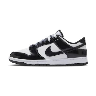 Nike Dunk Low SE 'Panda'